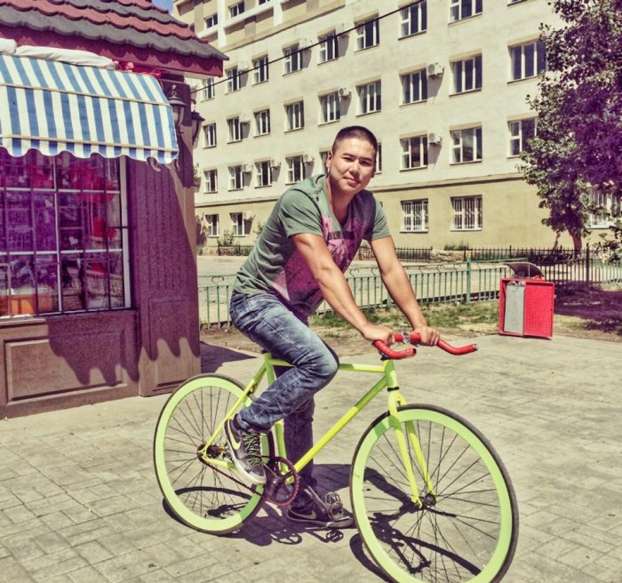 Жүжигчин Батушкагийн “ээлжит амраг”